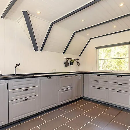 Ferienhaus Four-bedroom In 39 *