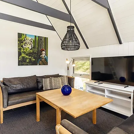 Four-bedroom In 39 Ferienhaus Blåvand