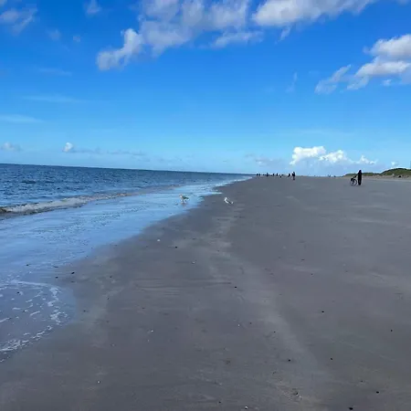 Luxury Retreat In - By Traum بيت للعطل *